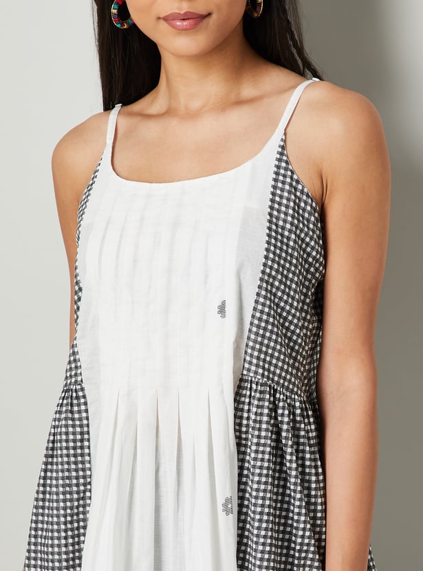 COLOUR ME BY MELANGE Checked Sleeveless Top
