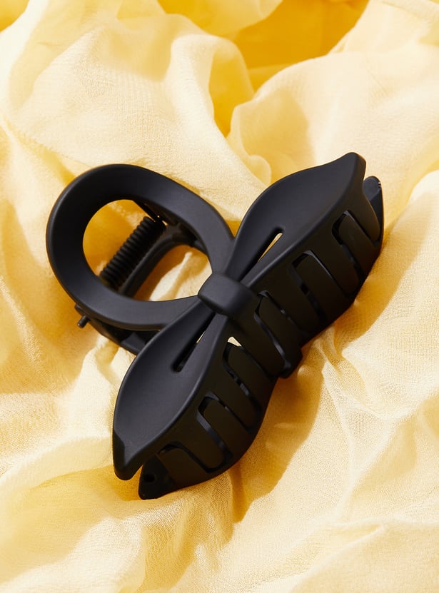 FAME FOREVER Bow Claw Clip