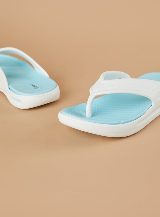 GINGER Textured Flip Flops