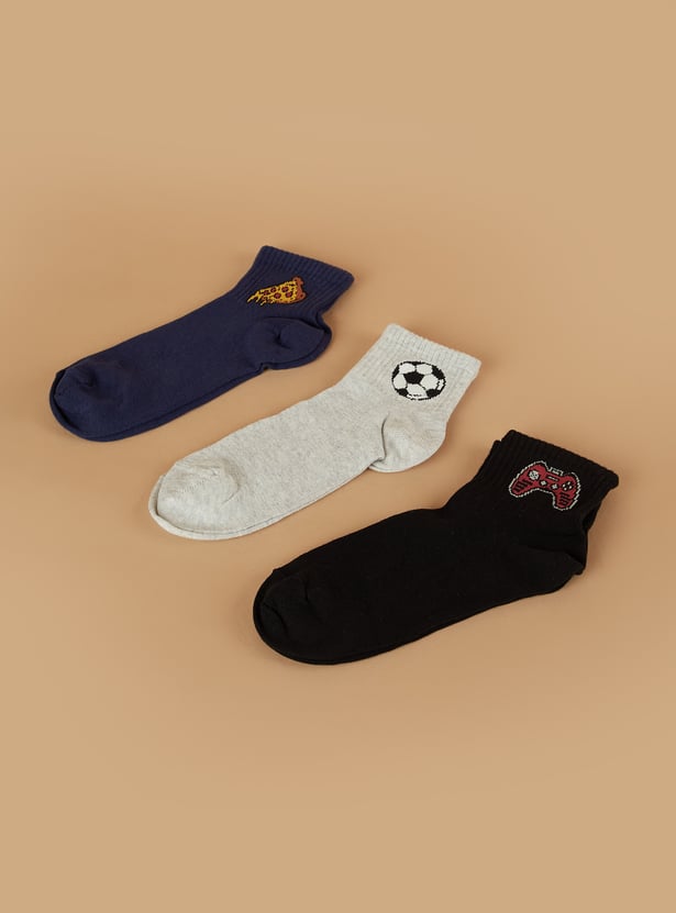 FAME FOREVER Knitted Ankle Length Socks - Pack of 3