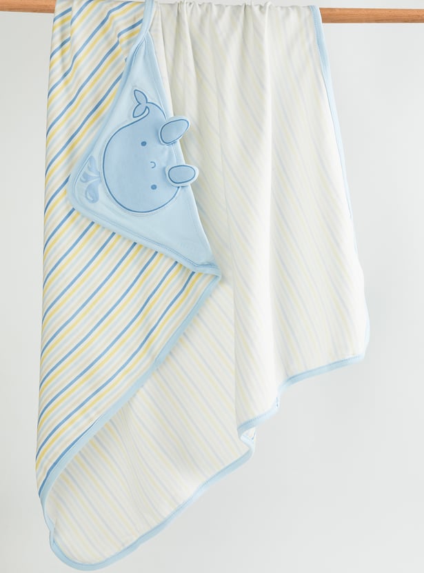 FAME FOREVER Boys Whale Striped Blanket