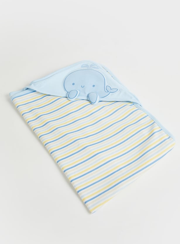 FAME FOREVER Boys Whale Striped Blanket