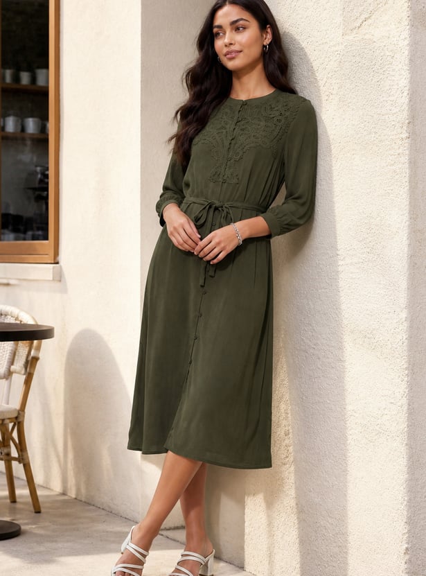 FAME FOREVER Lace A-line Midi Dress