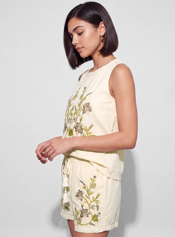FAME FOREVER Embroidered Top