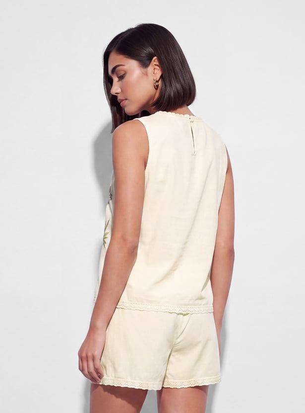 FAME FOREVER Embroidered Top