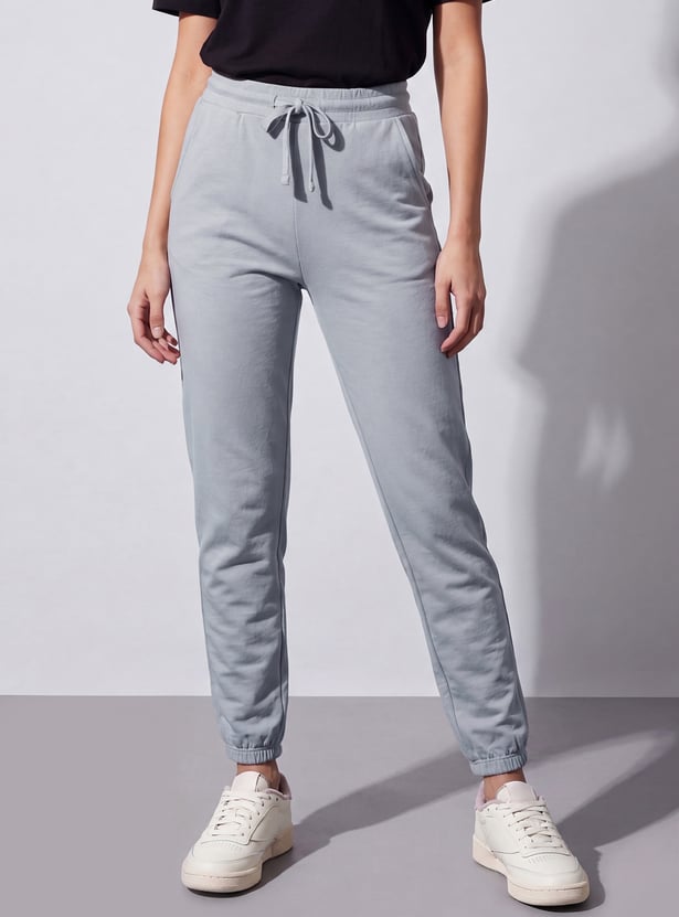 FAME FOREVER Solid Knit Joggers