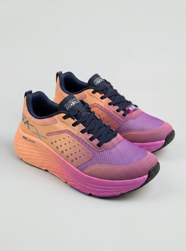 SKECHERS GoRun Max Cushioning Sports Shoes
