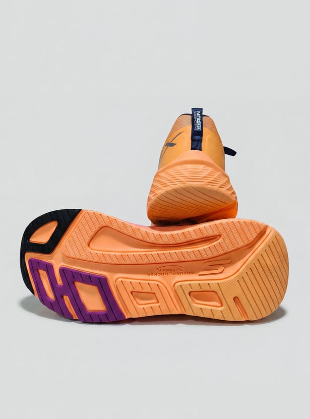 SKECHERS GoRun Max Cushioning Sports Shoes