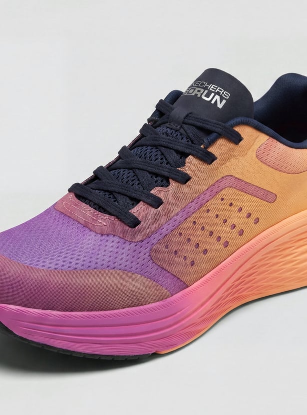 SKECHERS GoRun Max Cushioning Sports Shoes