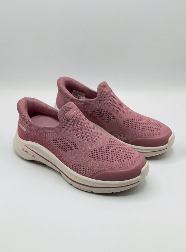 SKECHERS Go Walk Slip-Ons Ultra Pillars Sports Shoes