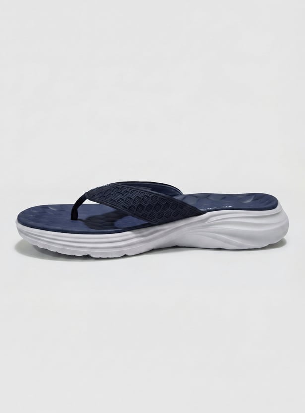 SKECHERS Vapor Foam Solid Flip Flops