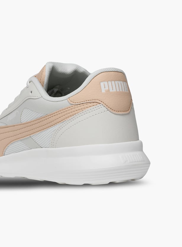 PUMA Mesh Design Cushioned Sports Shoes
