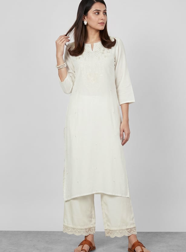 MELANGE Embroidered Notched Neck 3/4th Sleeves Straight Kurta