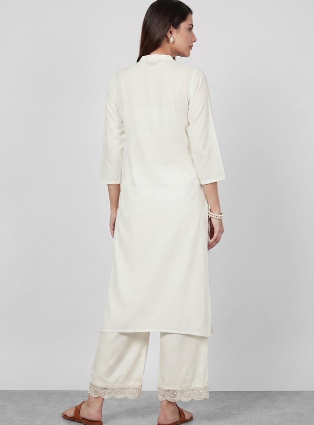 MELANGE Embroidered Notched Neck 3/4th Sleeves Straight Kurta