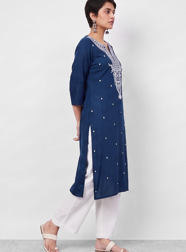 MELANGE Embroidered Straight Kurta