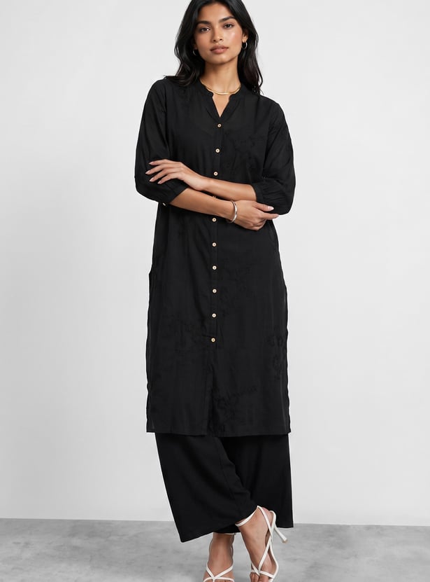 MELANGE Embroidered Straight Kurta