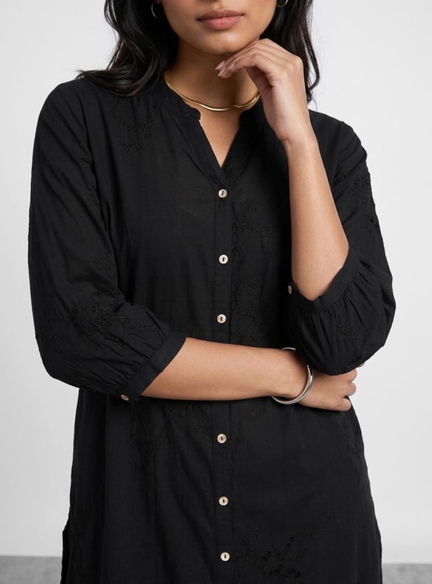 MELANGE Embroidered Straight Kurta