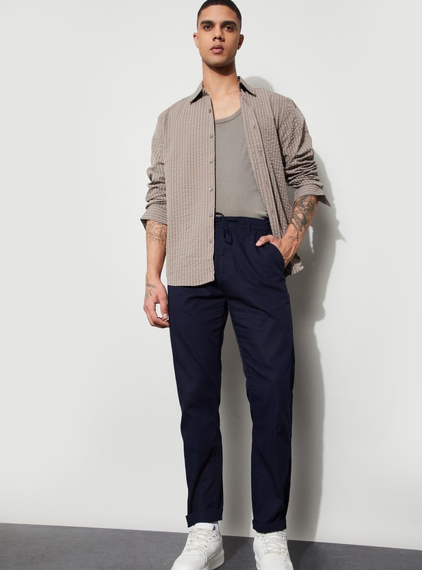 CODE UNWIND Solid Regular Fit Trousers