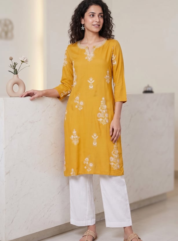 MELANGE Embroidered Straight Kurta