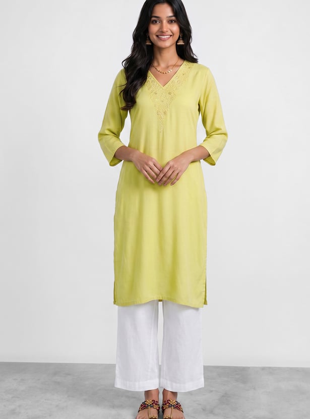 MELANGE Embroidered Straight Kurta