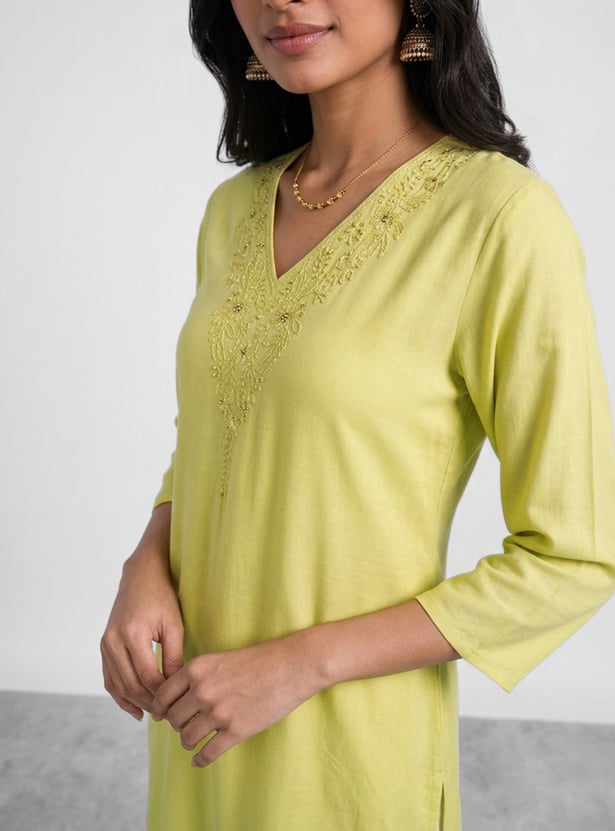 MELANGE Embroidered Straight Kurta