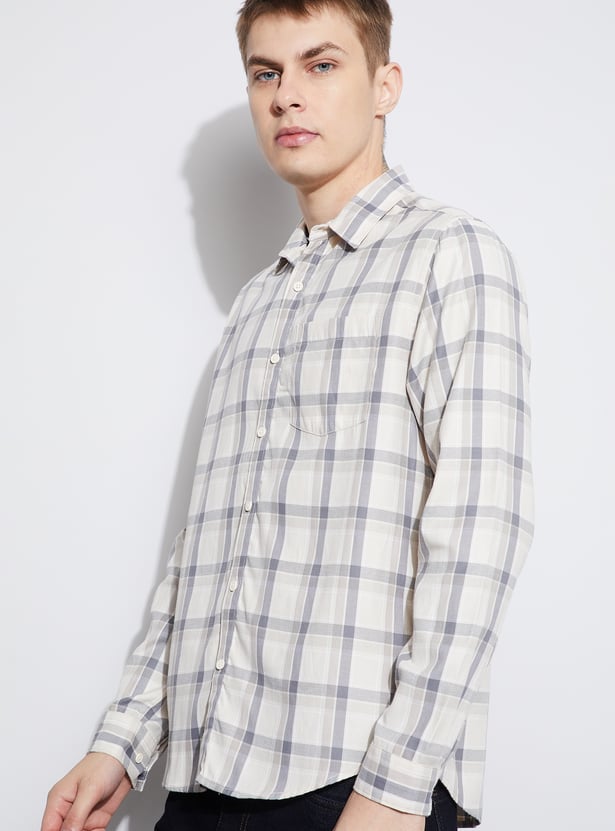 FAME FOREVER Checked Smart Fit Shirt