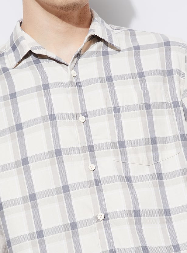 FAME FOREVER Checked Smart Fit Shirt