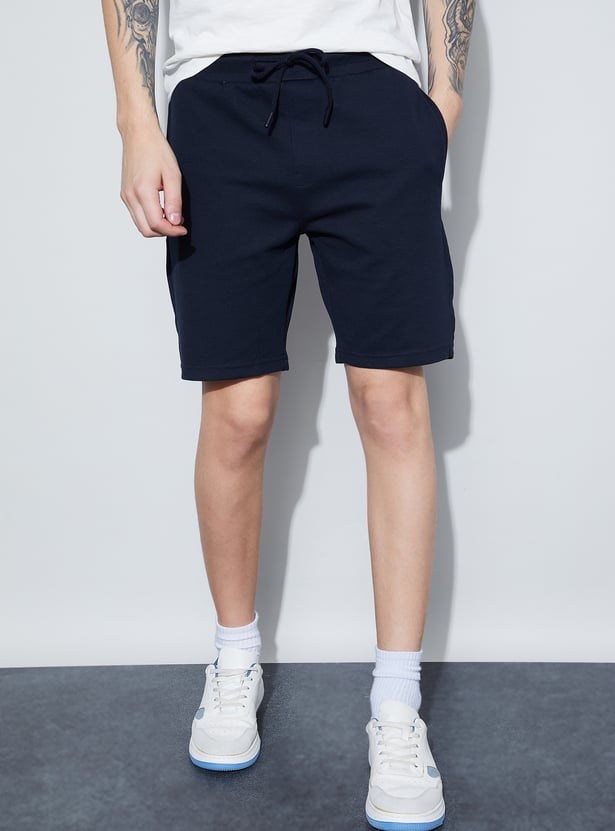 FAME FOREVER Solid Elasticated Shorts