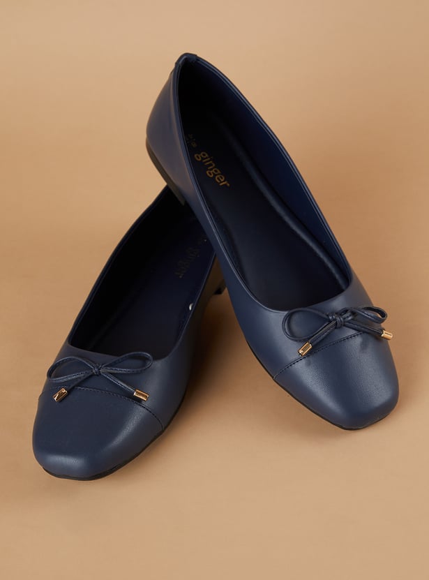 GINGER Solid Round Toe Ballerinas