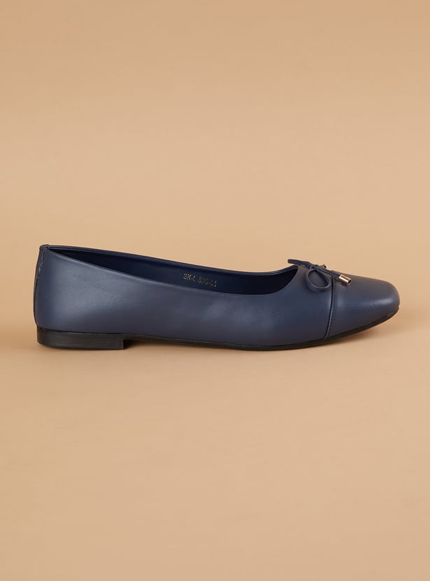 GINGER Solid Round Toe Ballerinas