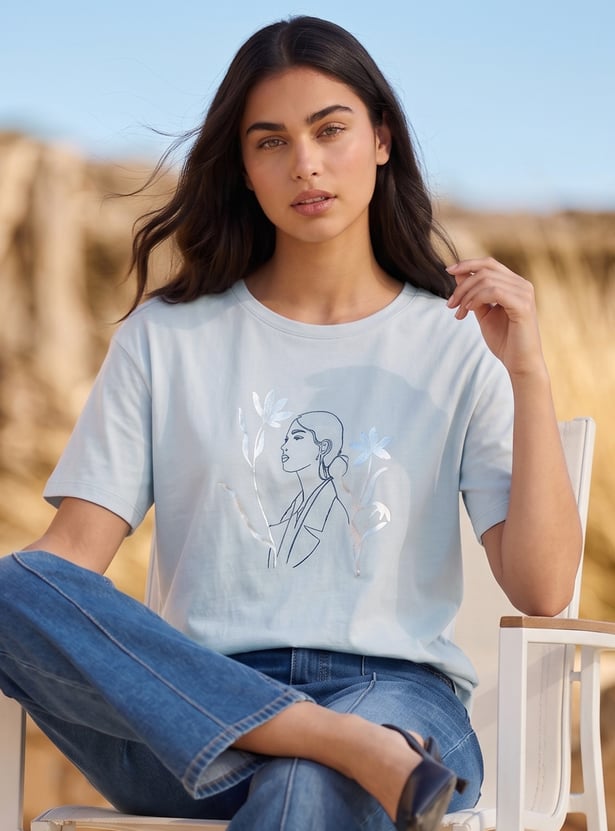 FAME FOREVER Graphic Print T-shirt