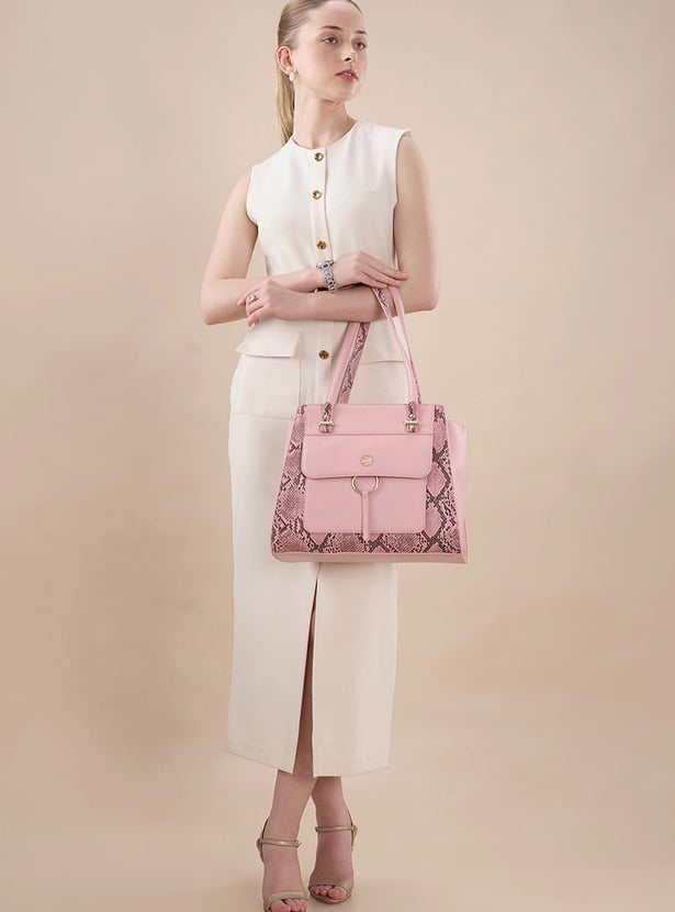 CAPRESE Textured Handheld Bag