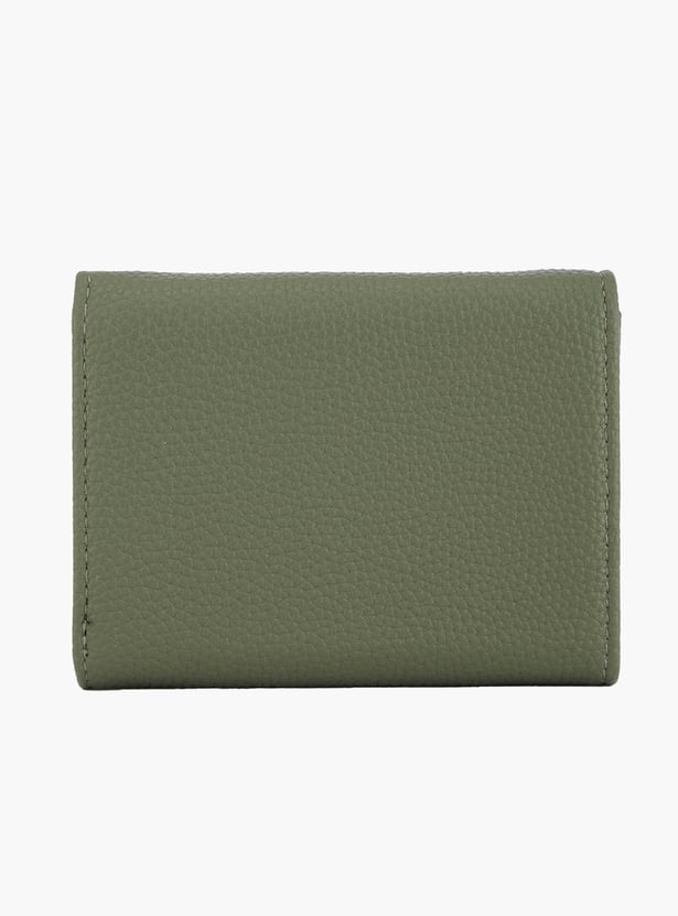 CAPRESE Suite Textured Envelope Wallet