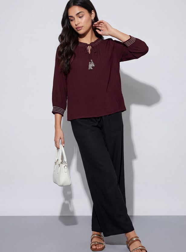 FAME FOREVER Solid Tie-Up Neck Top