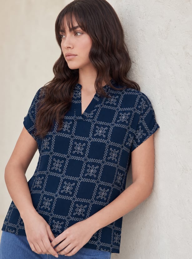 FAME FOREVER Ethnic Motif Notched Neck Top
