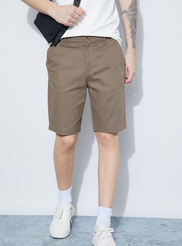 FAME FOREVER Solid Mid-Rise Knee-Length Shorts