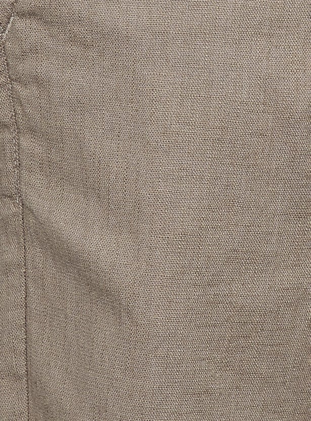 FAME FOREVER Solid Mid-Rise Knee-Length Shorts