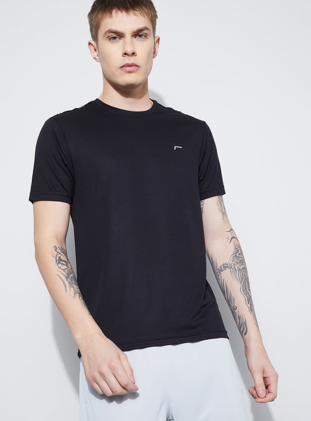 FAME FOREVER ACTIVE Solid Knit T-shirt