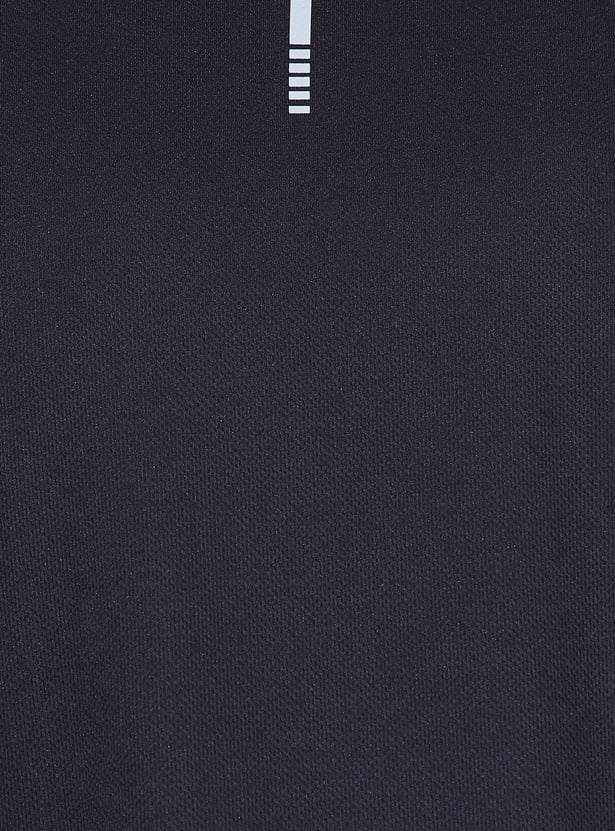 FAME FOREVER ACTIVE Solid Knit T-shirt