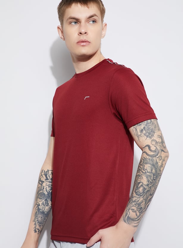 FAME FOREVER ACTIVE Solid Knit T-shirt