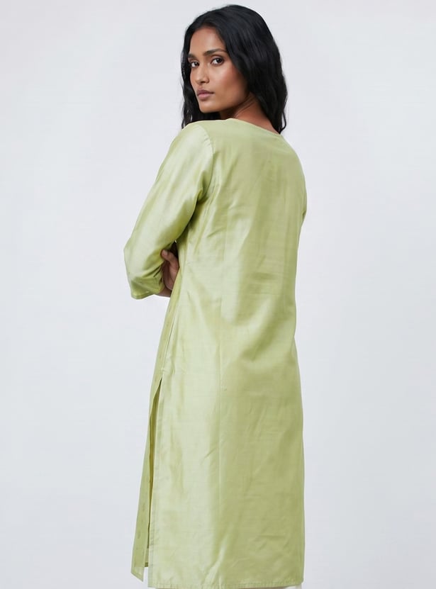 MELANGE Embroidered Straight Kurta
