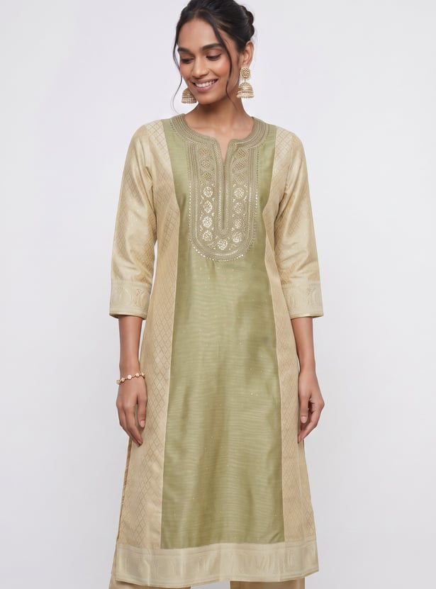 MELANGE Embroidered Straight Kurta