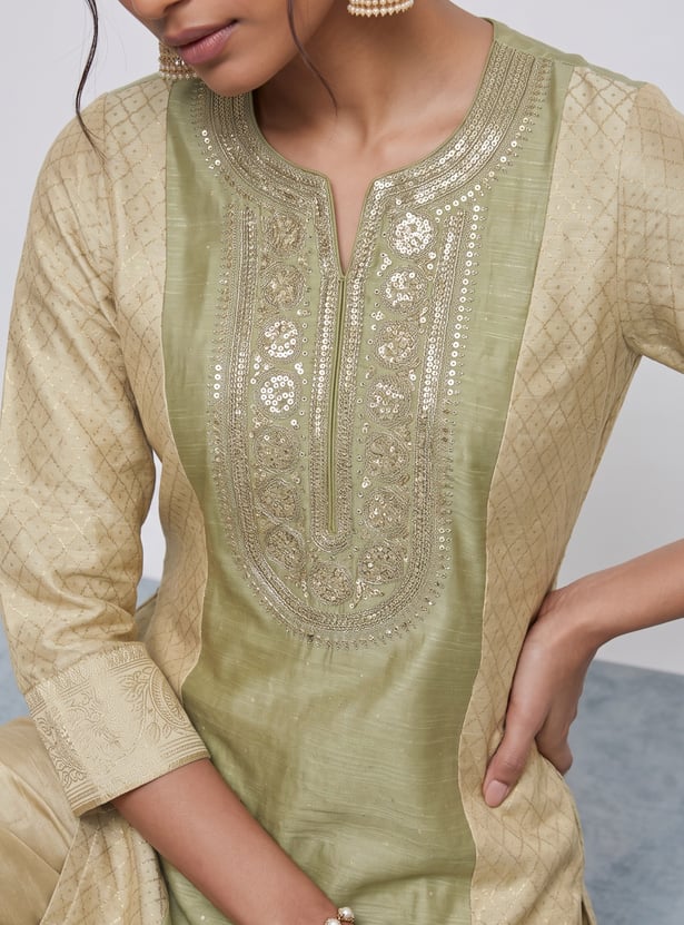MELANGE Embroidered Straight Kurta