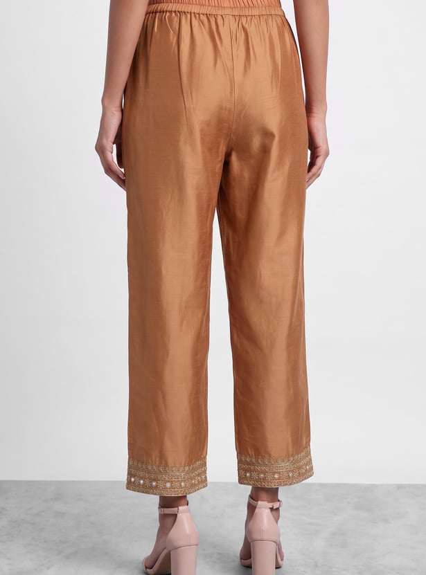 MELANGE Embroidered Straight Pants