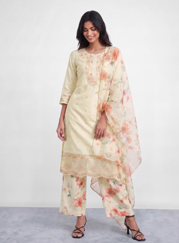 MELANGE Embroidered Floral Straight Kurta