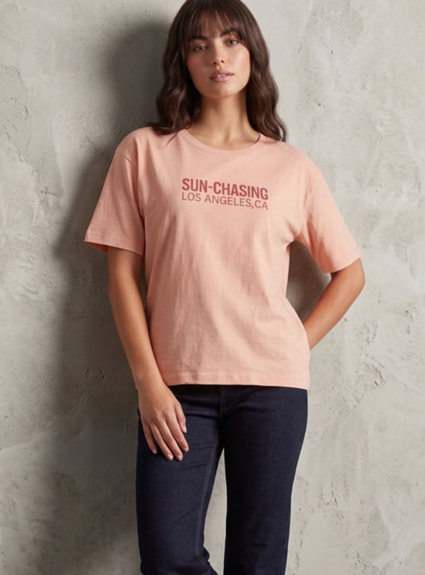 FAME FOREVER Typographic Print T-shirt