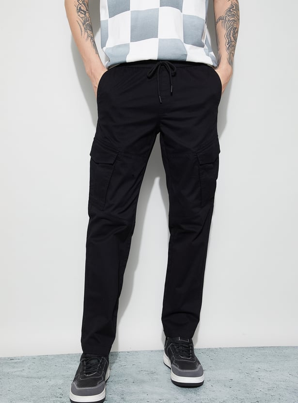 FAME FOREVER Solid Regular Fit Cargos