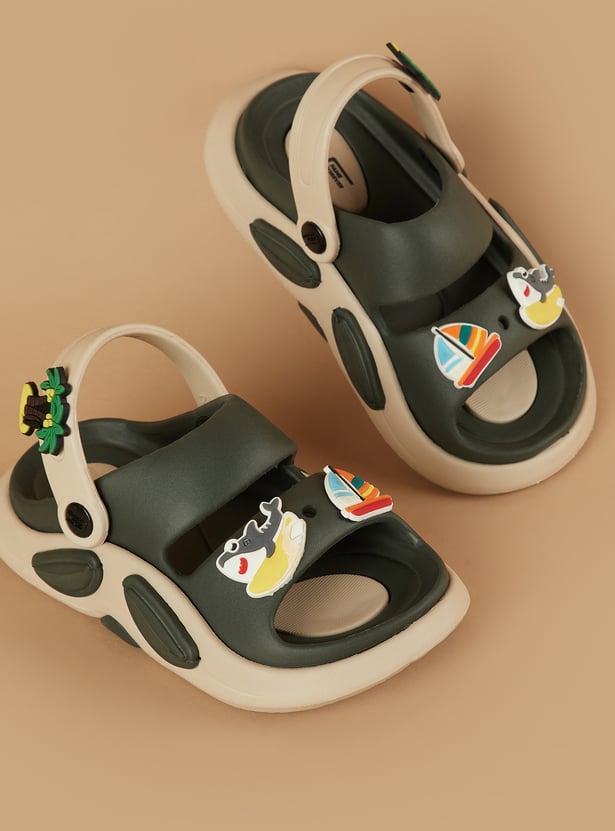 FAME FOREVER Boys Applique Slippers