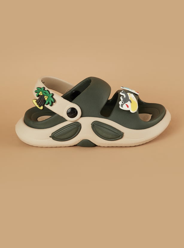 FAME FOREVER Boys Applique Slippers