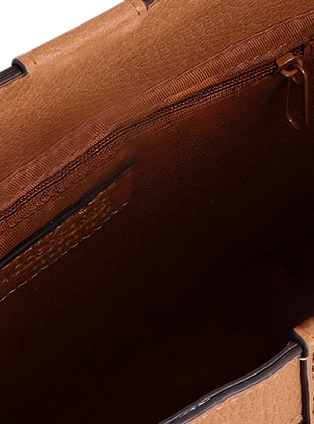 ACCESSORIZE LONDON Solid Handheld Bag